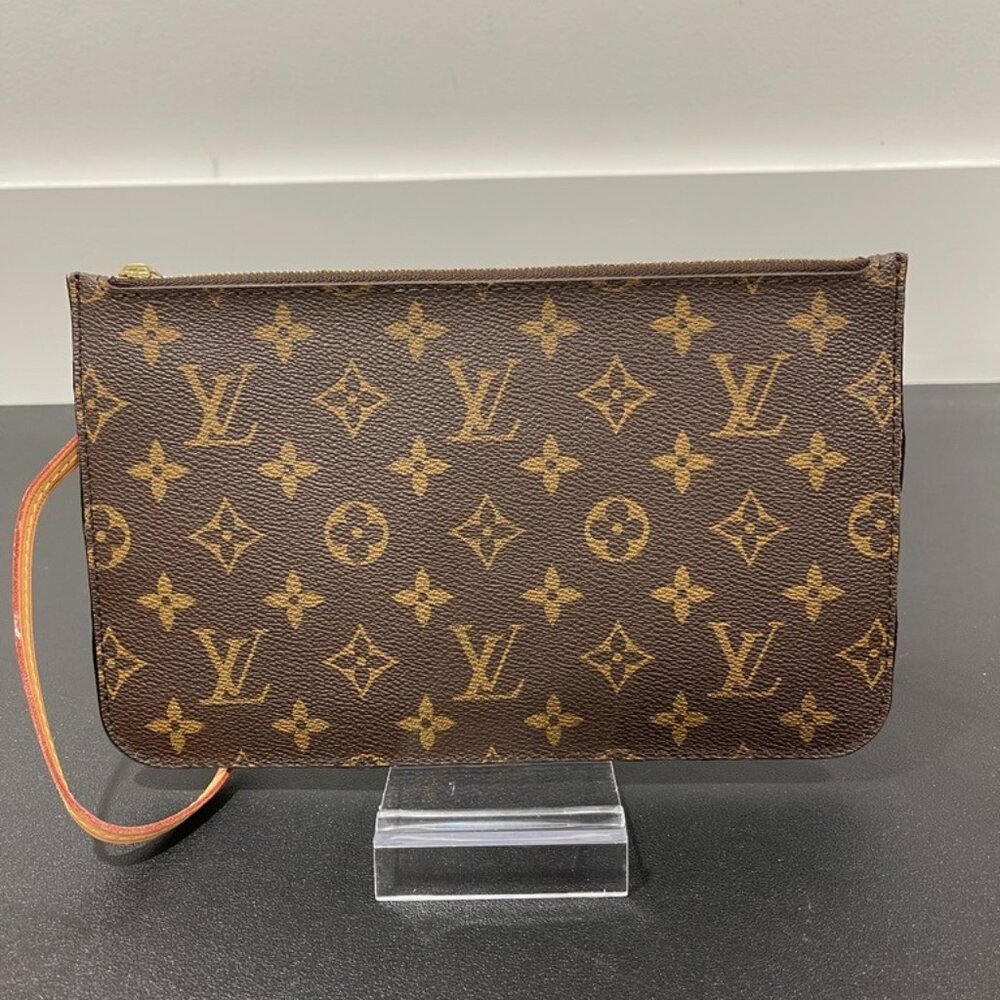 Louis Vuitton Neverfull Monogram Pouch Red Interior (141997)